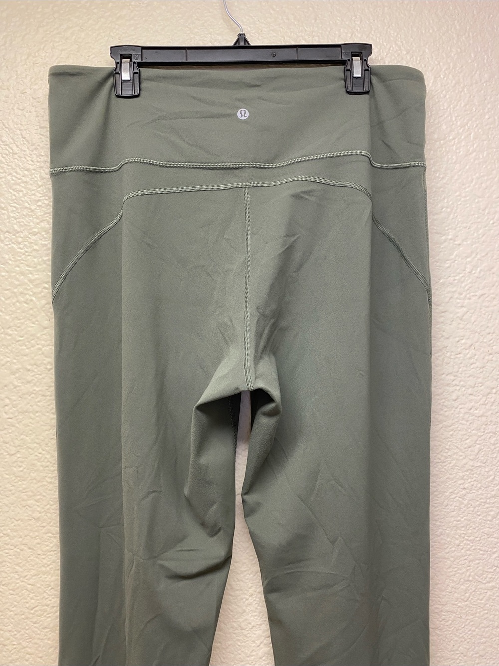 Lululemon Grove Super High-Rise Dark Olive Green Flare Yoga Pants-EUC!!💚💚 - Picture 5 of 9